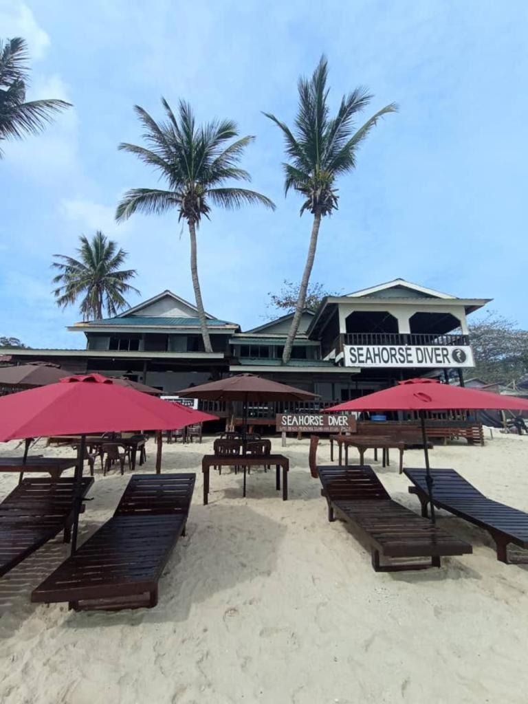 Seahorse Diver Guesthouse Kampong Pasir Panjang  Exterior photo