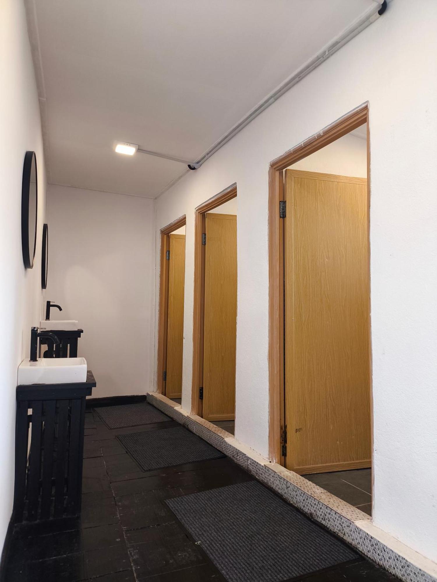 Seahorse Diver Guesthouse Kampong Pasir Panjang  Exterior photo